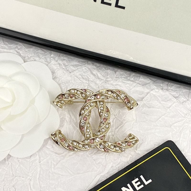 Chanel Brooches - Click Image to Close